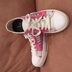 Unbranded Women's Sneakers w/Football Pattern Size 7